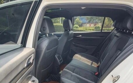 Volkswagen Golf VIII, 2023 год, 1 790 000 рублей, 13 фотография