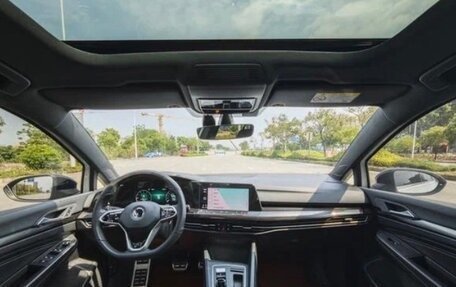 Volkswagen Golf VIII, 2023 год, 1 790 000 рублей, 15 фотография