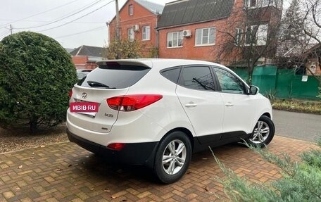 Hyundai ix35 I рестайлинг, 2012 год, 1 150 000 рублей, 2 фотография