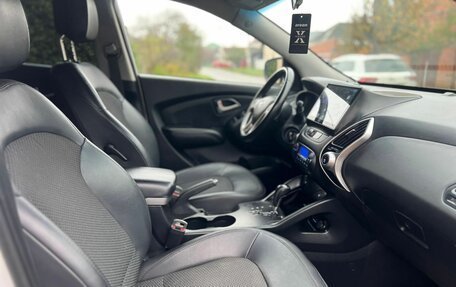 Hyundai ix35 I рестайлинг, 2012 год, 1 150 000 рублей, 12 фотография