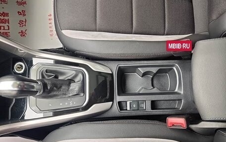 Volkswagen T-Roc I, 2022 год, 2 000 000 рублей, 16 фотография