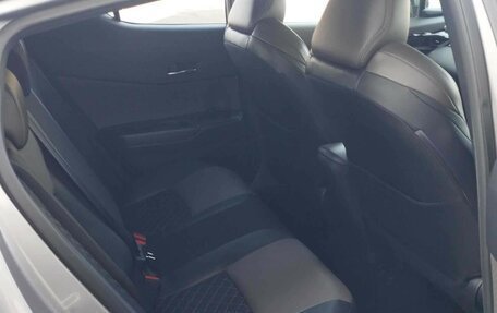 Toyota C-HR I рестайлинг, 2020 год, 2 200 000 рублей, 12 фотография