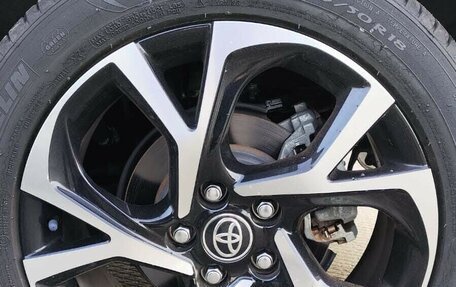 Toyota C-HR I рестайлинг, 2020 год, 2 200 000 рублей, 18 фотография