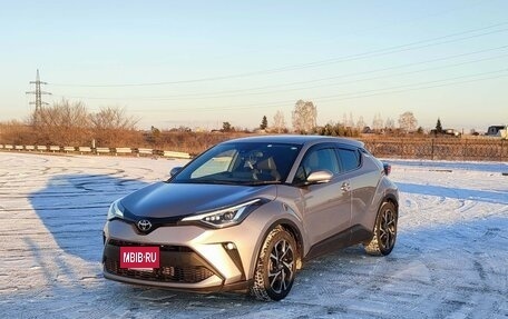 Toyota C-HR I рестайлинг, 2020 год, 2 200 000 рублей, 15 фотография