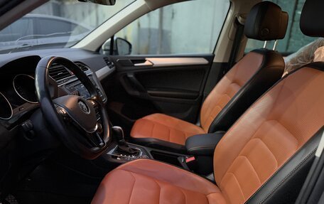 Volkswagen Tiguan II, 2017 год, 2 590 000 рублей, 7 фотография