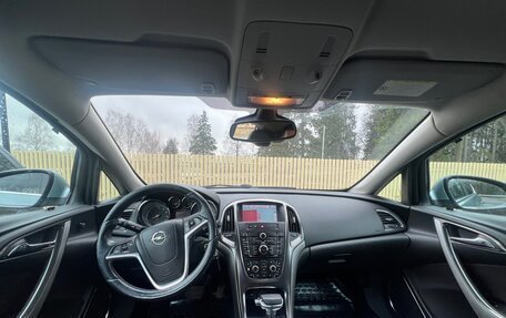 Opel Astra J, 2010 год, 599 999 рублей, 5 фотография