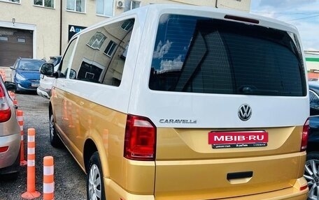 Volkswagen Caravelle T6 рестайлинг, 2018 год, 2 800 000 рублей, 8 фотография