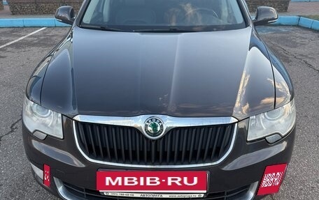 Skoda Superb III рестайлинг, 2011 год, 1 700 000 рублей, 2 фотография