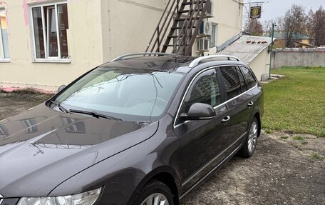 Skoda Superb III рестайлинг, 2011 год, 1 700 000 рублей, 5 фотография