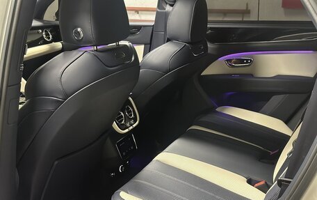 Bentley Bentayga I, 2023 год, 25 500 000 рублей, 27 фотография