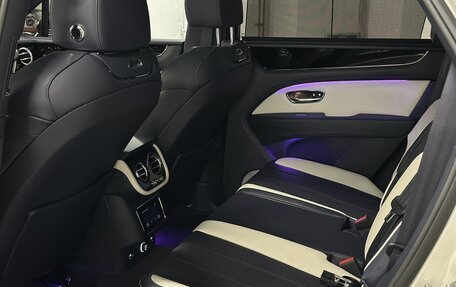 Bentley Bentayga I, 2023 год, 25 500 000 рублей, 34 фотография