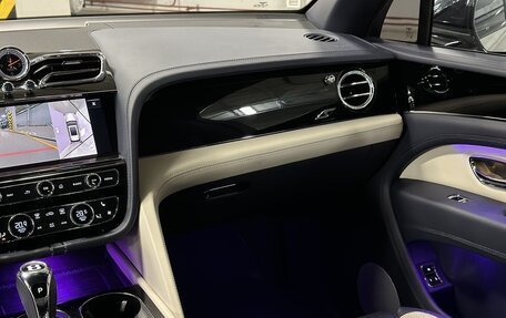 Bentley Bentayga I, 2023 год, 25 500 000 рублей, 36 фотография