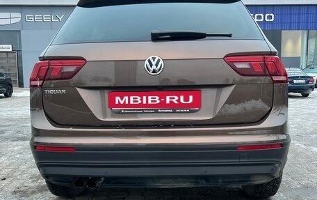 Volkswagen Tiguan II, 2019 год, 2 300 000 рублей, 5 фотография