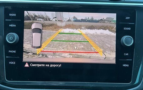 Volkswagen Tiguan II, 2019 год, 2 300 000 рублей, 11 фотография