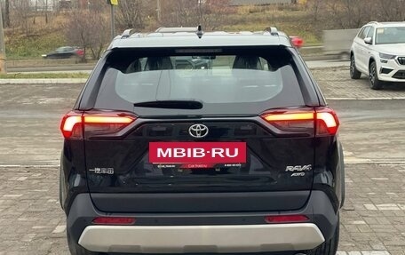 Toyota RAV4, 2025 год, 4 100 000 рублей, 6 фотография