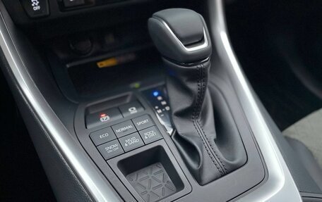 Toyota RAV4, 2025 год, 4 100 000 рублей, 21 фотография