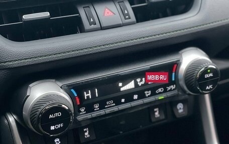 Toyota RAV4, 2025 год, 4 100 000 рублей, 20 фотография