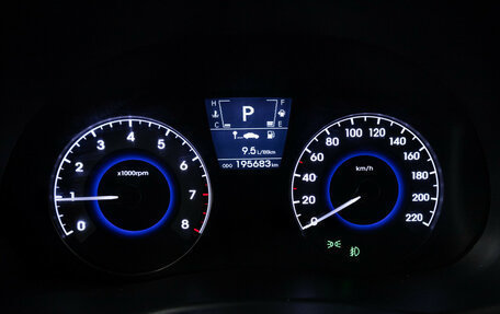 Hyundai Solaris II рестайлинг, 2012 год, 799 000 рублей, 12 фотография