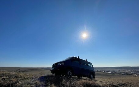 Volkswagen Caravelle T4, 1999 год, 1 300 000 рублей, 21 фотография