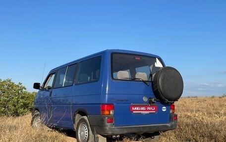 Volkswagen Caravelle T4, 1999 год, 1 300 000 рублей, 28 фотография
