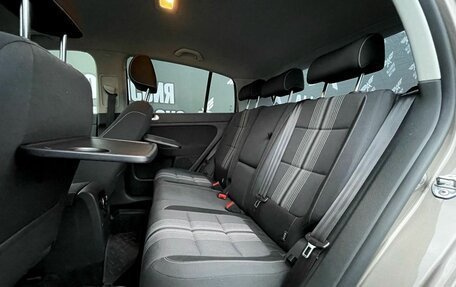 Volkswagen Golf Plus II, 2012 год, 895 000 рублей, 11 фотография