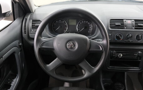 Skoda Fabia II, 2013 год, 869 000 рублей, 12 фотография