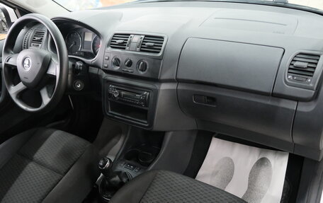 Skoda Fabia II, 2013 год, 869 000 рублей, 19 фотография