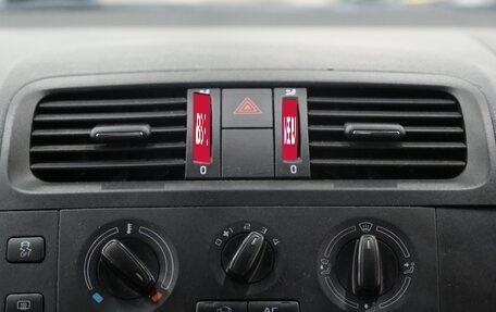 Skoda Fabia II, 2013 год, 869 000 рублей, 14 фотография