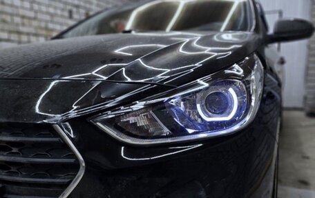 Hyundai Solaris II рестайлинг, 2017 год, 1 220 000 рублей, 2 фотография