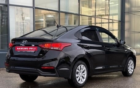 Hyundai Solaris II рестайлинг, 2017 год, 1 220 000 рублей, 5 фотография