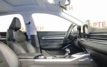 Geely Emgrand, 2024 год, 1 990 000 рублей, 9 фотография