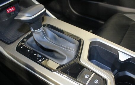 Geely Emgrand, 2024 год, 1 990 000 рублей, 13 фотография