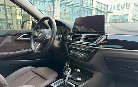 BMW 1 серия, 2022 год, 2 100 000 рублей, 10 фотография