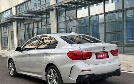 BMW 1 серия, 2022 год, 2 100 000 рублей, 7 фотография