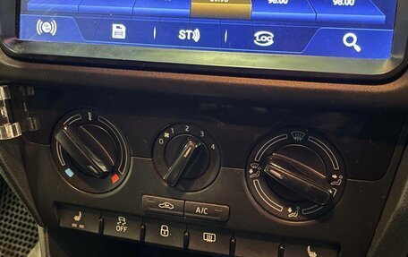 Skoda Rapid I, 2018 год, 1 335 000 рублей, 14 фотография