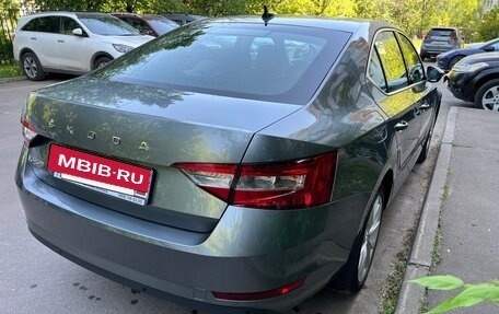 Skoda Superb III рестайлинг, 2022 год, 3 250 000 рублей, 6 фотография