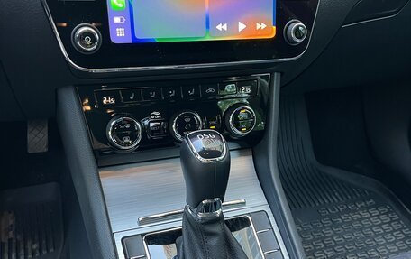 Skoda Superb III рестайлинг, 2022 год, 3 250 000 рублей, 13 фотография