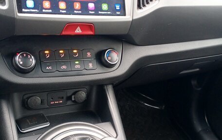 KIA Sportage III, 2010 год, 850 000 рублей, 13 фотография