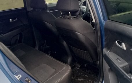 KIA Sportage III, 2010 год, 850 000 рублей, 16 фотография