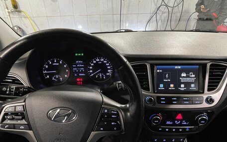 Hyundai Solaris II рестайлинг, 2019 год, 1 393 000 рублей, 10 фотография