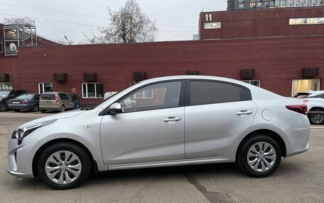 KIA Rio IV, 2021 год, 1 650 000 рублей, 4 фотография