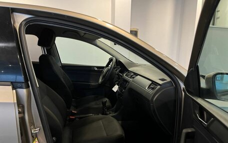 Skoda Rapid I, 2019 год, 1 345 000 рублей, 29 фотография