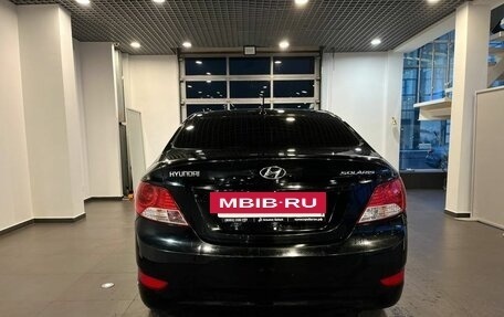 Hyundai Solaris II рестайлинг, 2013 год, 825 000 рублей, 4 фотография