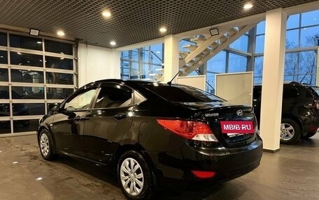 Hyundai Solaris II рестайлинг, 2013 год, 825 000 рублей, 5 фотография