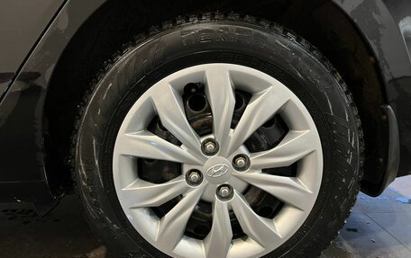 Hyundai Solaris II рестайлинг, 2013 год, 825 000 рублей, 20 фотография