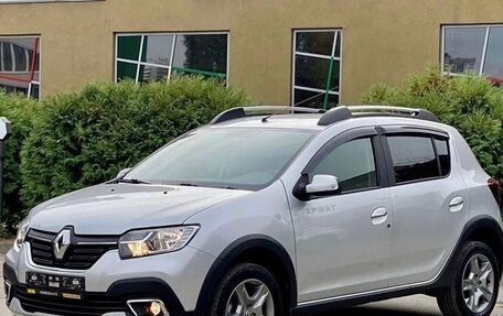 Renault Sandero II рестайлинг, 2020 год, 1 150 000 рублей, 2 фотография