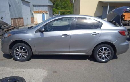Mazda 3, 2012 год, 1 100 000 рублей, 22 фотография