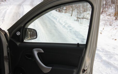 Renault Sandero I, 2013 год, 450 000 рублей, 11 фотография