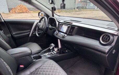 Toyota RAV4, 2019 год, 2 850 000 рублей, 3 фотография