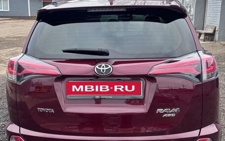 Toyota RAV4, 2019 год, 2 850 000 рублей, 6 фотография